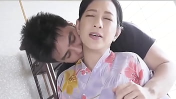 First-time anal experience for Asian MILF in unfiltered video